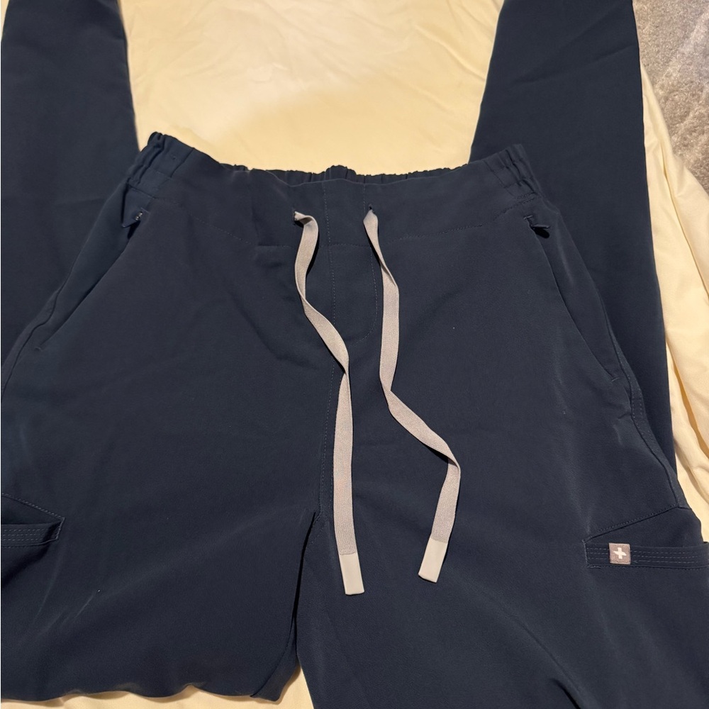 Figs- Evans Skinny Scrub Pants